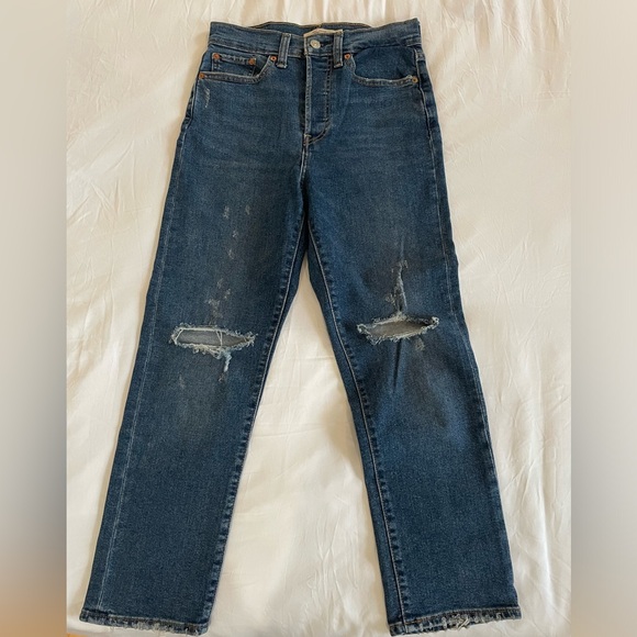 Levi’s high rise wedgie straight distressed jeans - Picture 1 of 4